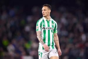 Antony: Quyết định quan trọng từ MU và Real Betis sắp đến